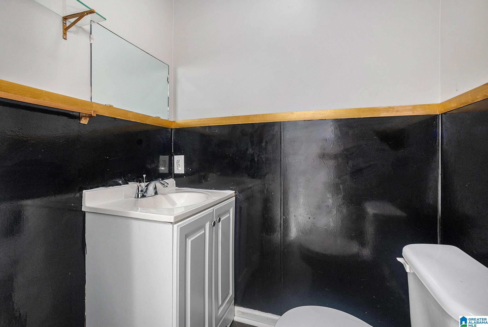 1545 29th Street Birmingham, AL 35218 - Photo 9 of 10