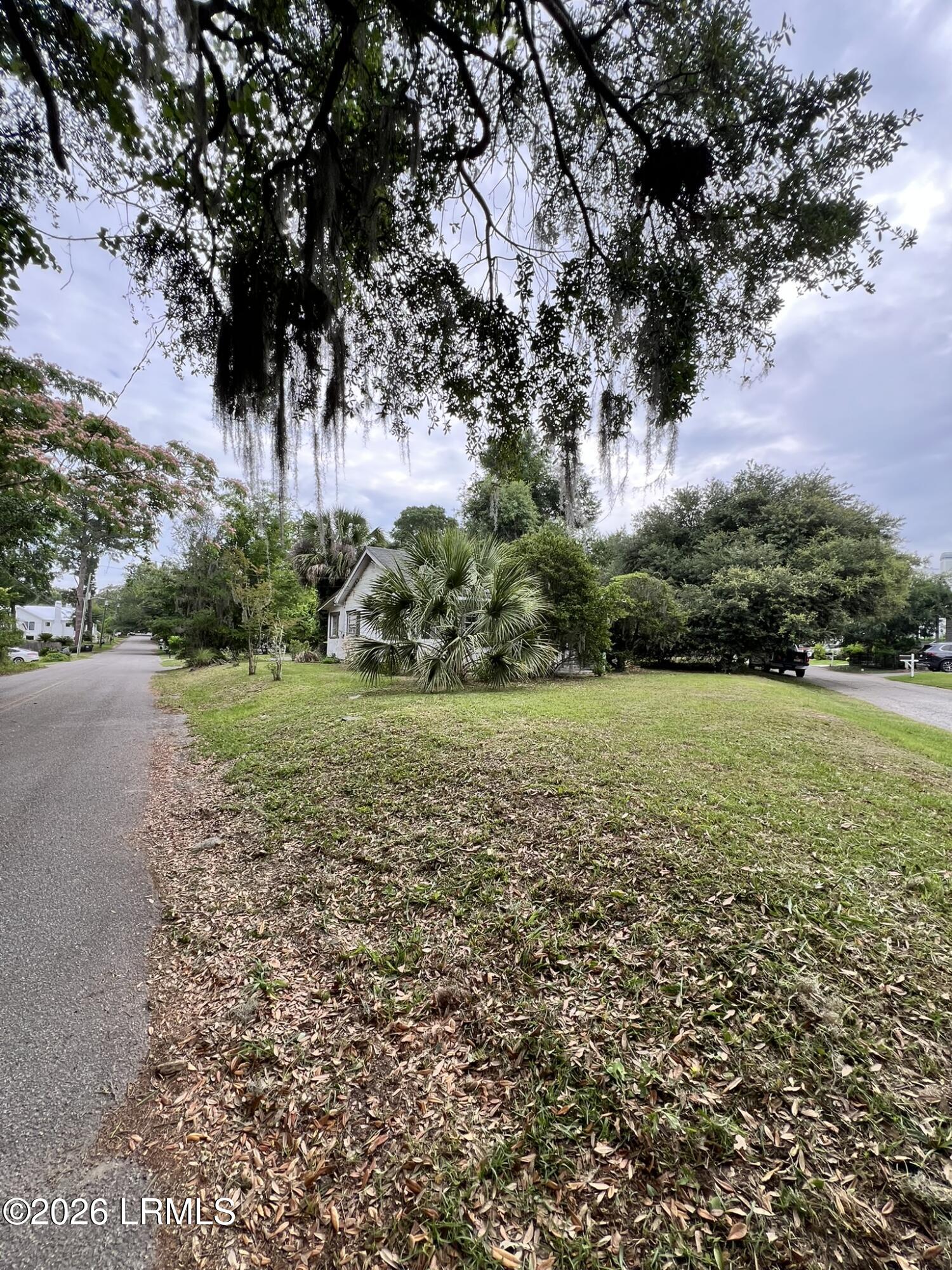 405 Waight Street Beaufort, SC 29902 - Photo 6 of 17 IMG_6220
