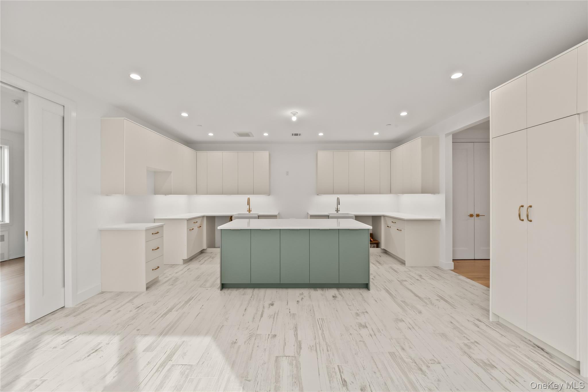 23 Singer Avenue, Unit 211 Spring Valley, NY 10977 - Photo 14 of 45