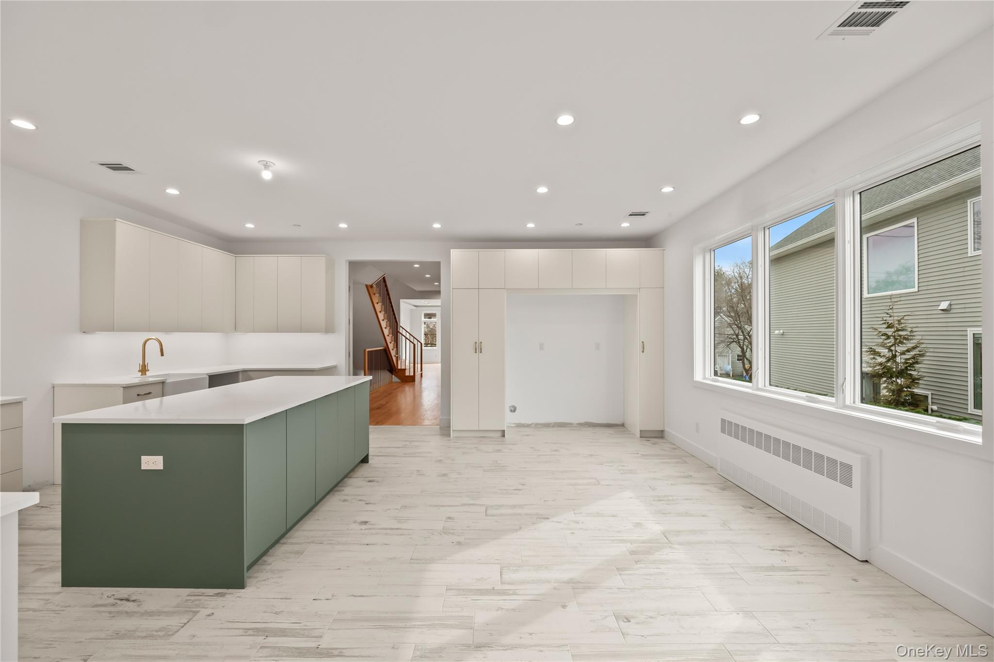 23 Singer Avenue, Unit 211 Spring Valley, NY 10977 - Photo 17 of 45