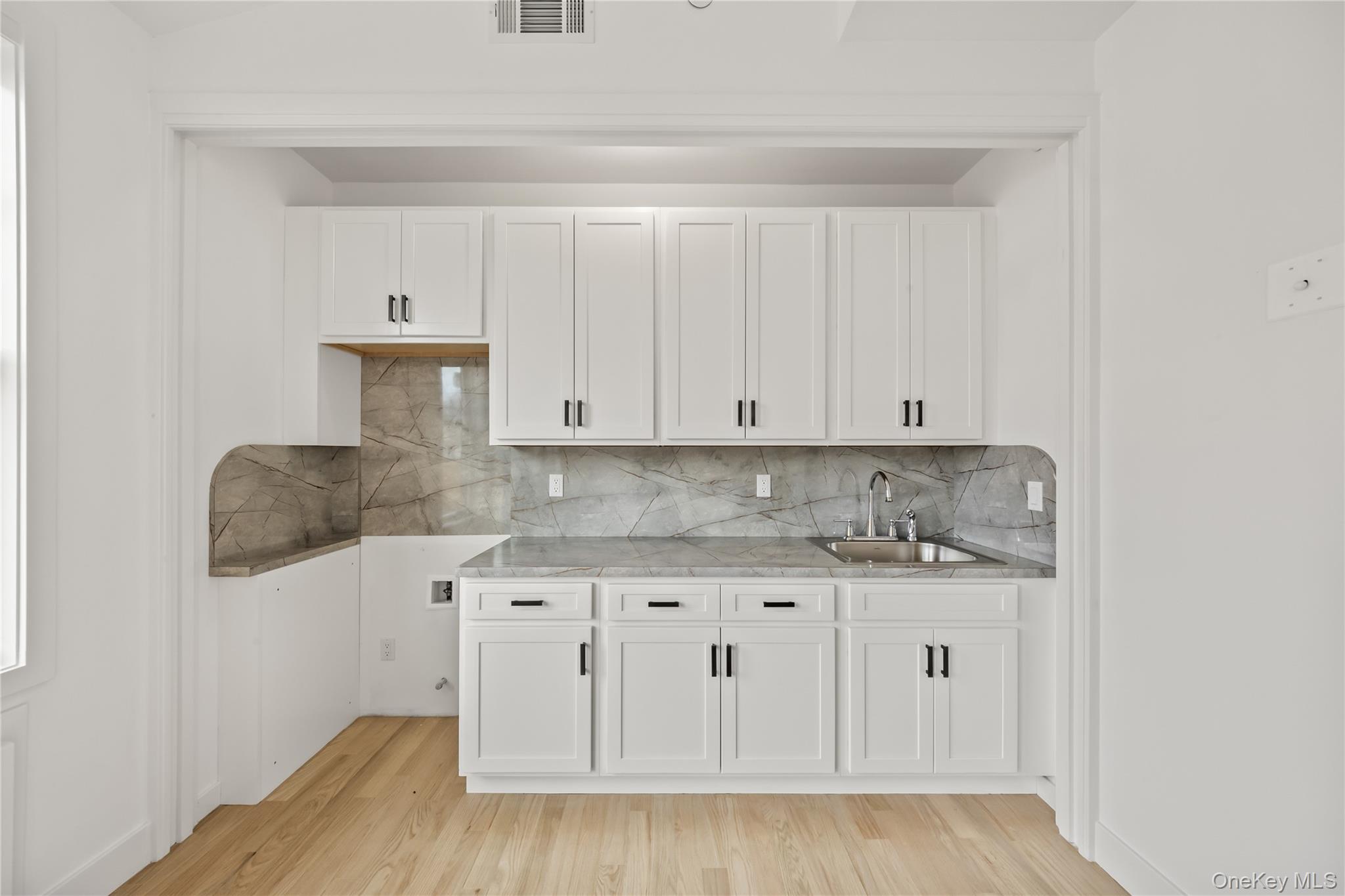 23 Singer Avenue, Unit 211 Spring Valley, NY 10977 - Photo 19 of 45