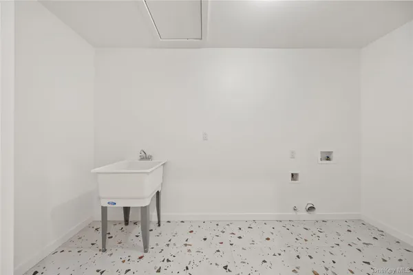 $1,650,000 | 23 Singer Avenue, Unit 211, Spring Valley, NY 10977
