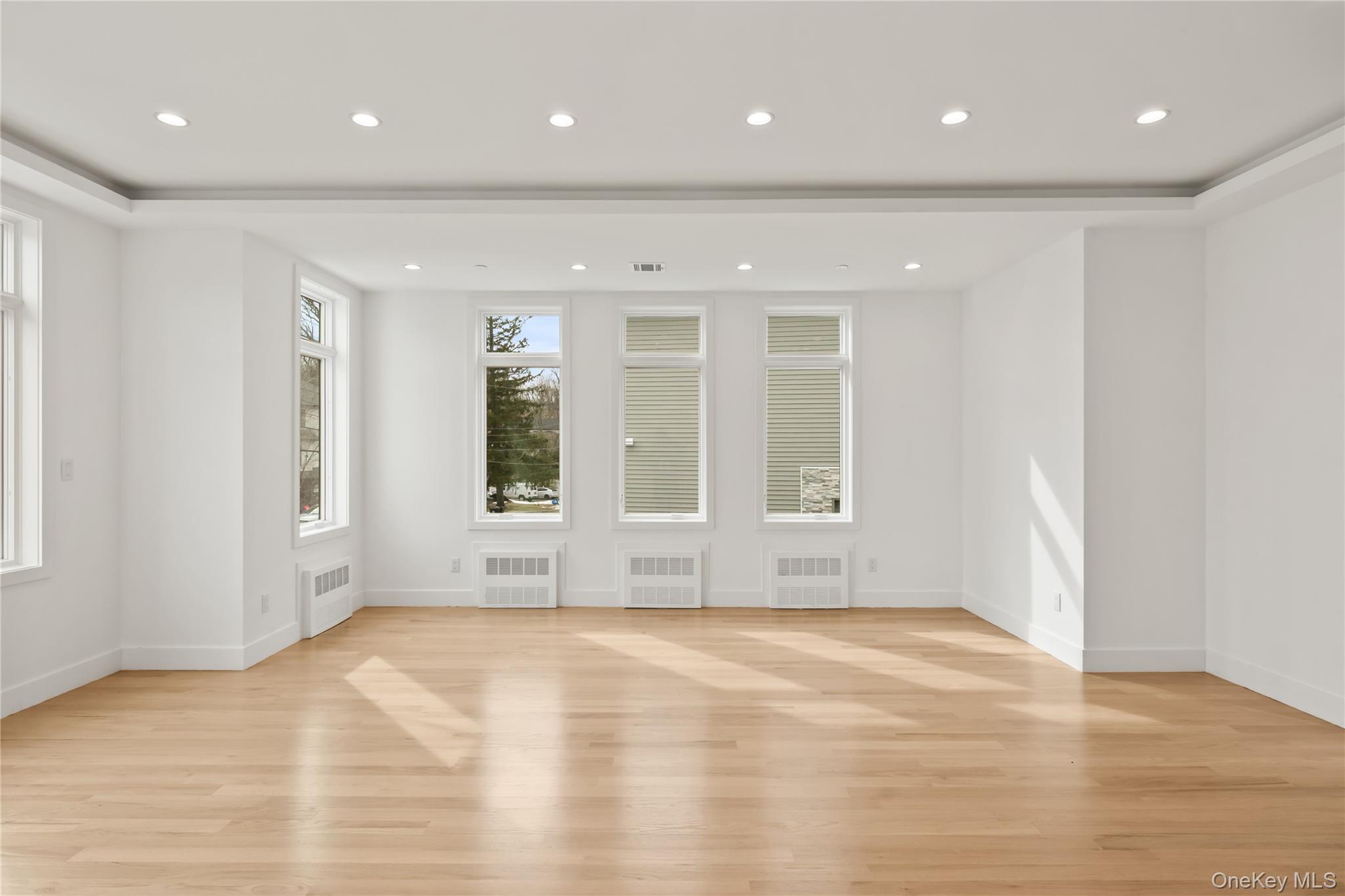 23 Singer Avenue, Unit 211 Spring Valley, NY 10977 - Photo 7 of 45