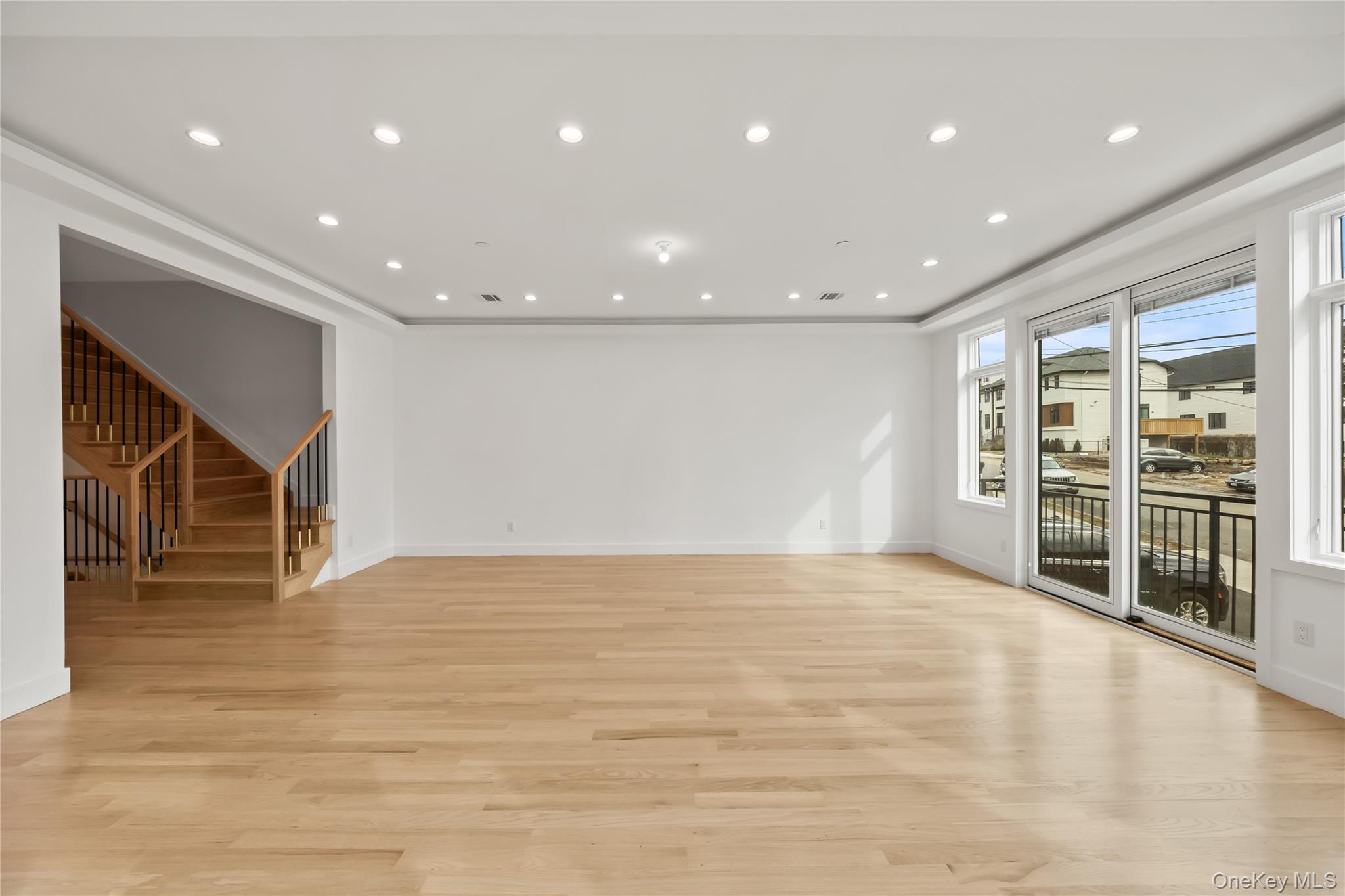 23 Singer Avenue, Unit 211 Spring Valley, NY 10977 - Photo 9 of 45