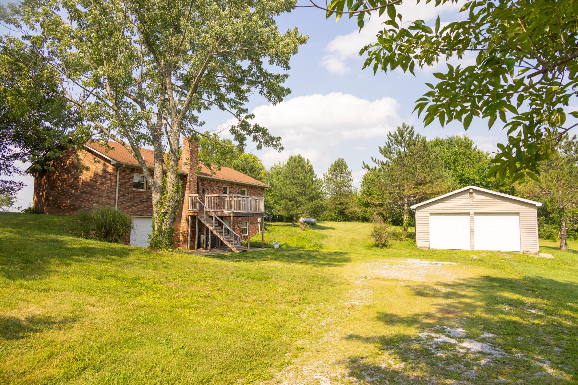 6265 Lebanon Road Danville, KY 40422 - Photo 29 of 29 Lisa 6