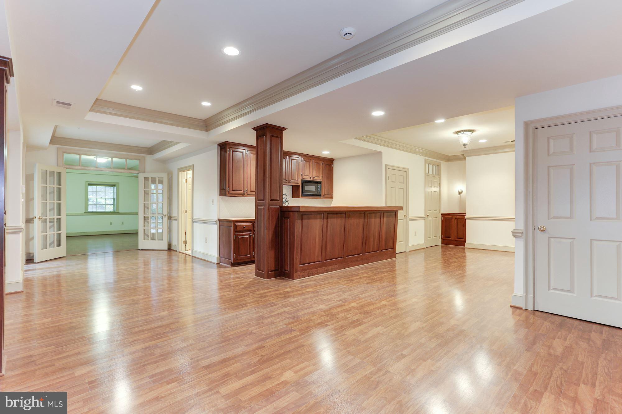 1098 Mill Ridge McLean, VA 22102 - Photo 23 of 27 Interior (General)