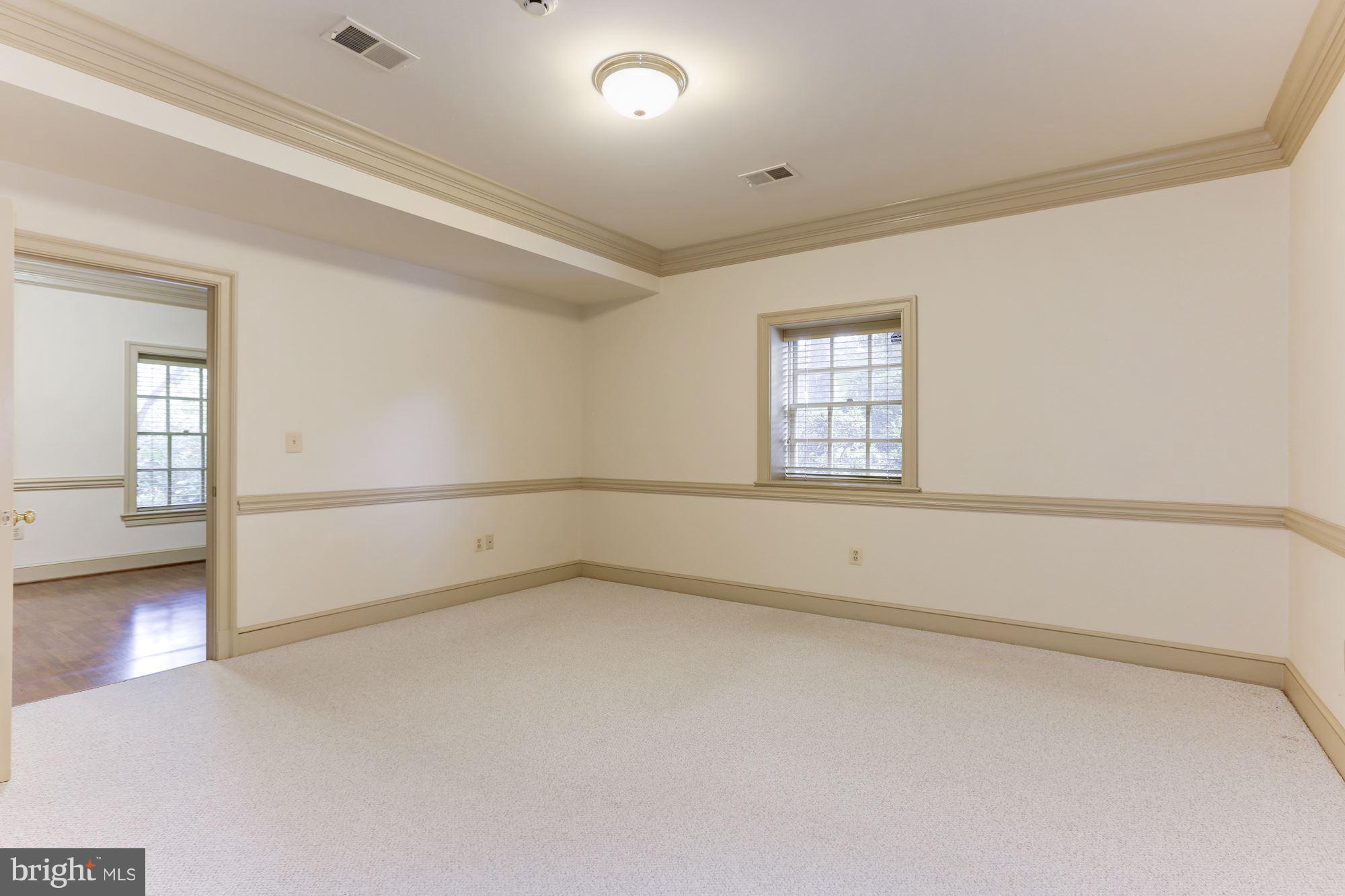 1098 Mill Ridge McLean, VA 22102 - Photo 24 of 27 Bedroom