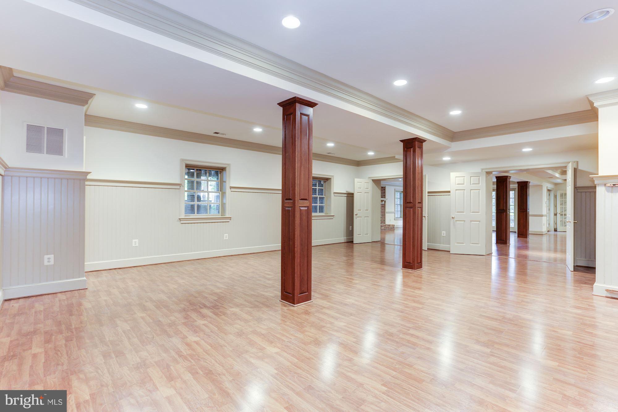 1098 Mill Ridge McLean, VA 22102 - Photo 25 of 27 Interior (General)