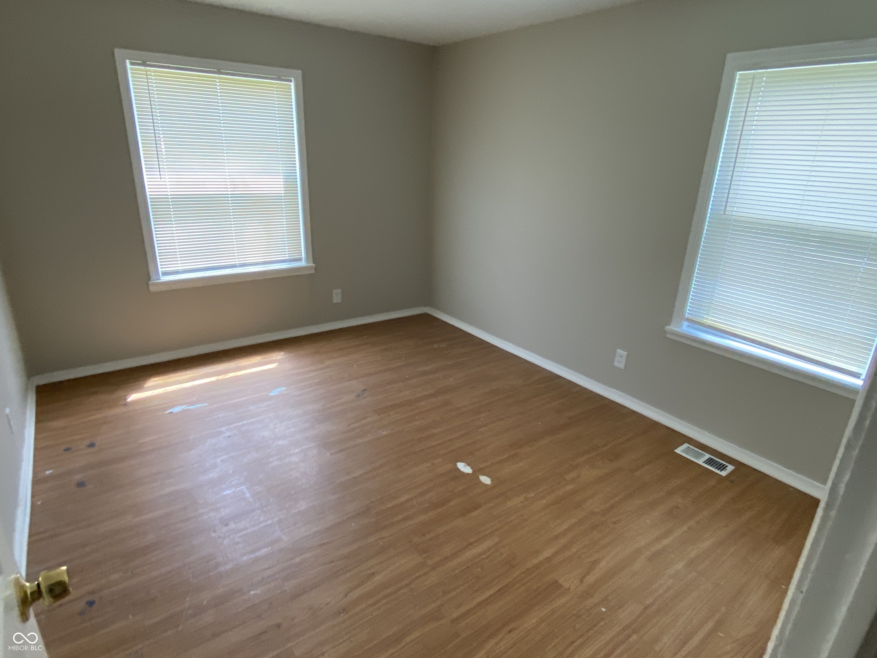7910 Roy Road Indianapolis, IN 46219 - Photo 12 of 15