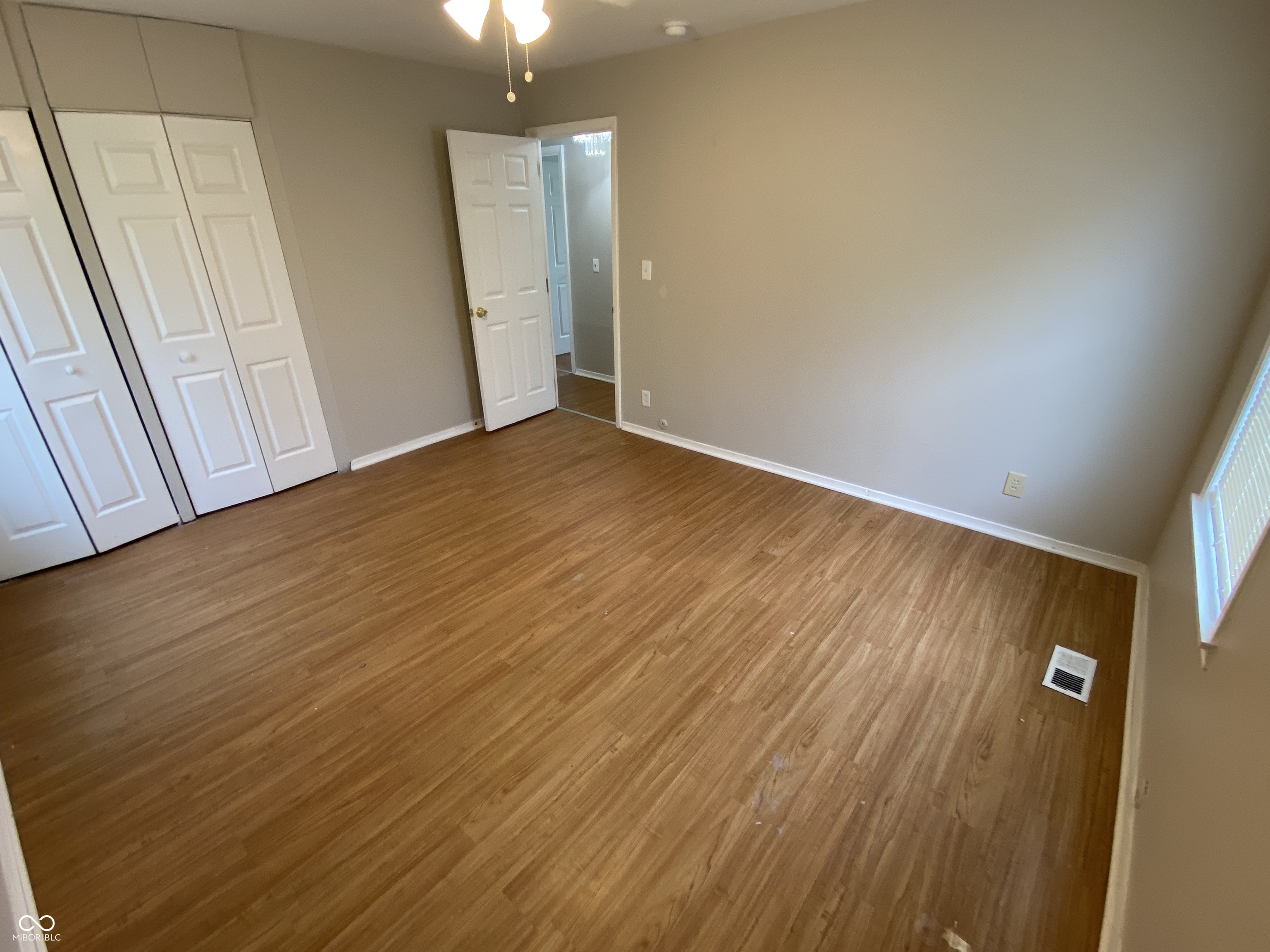 7910 Roy Road Indianapolis, IN 46219 - Photo 9 of 15