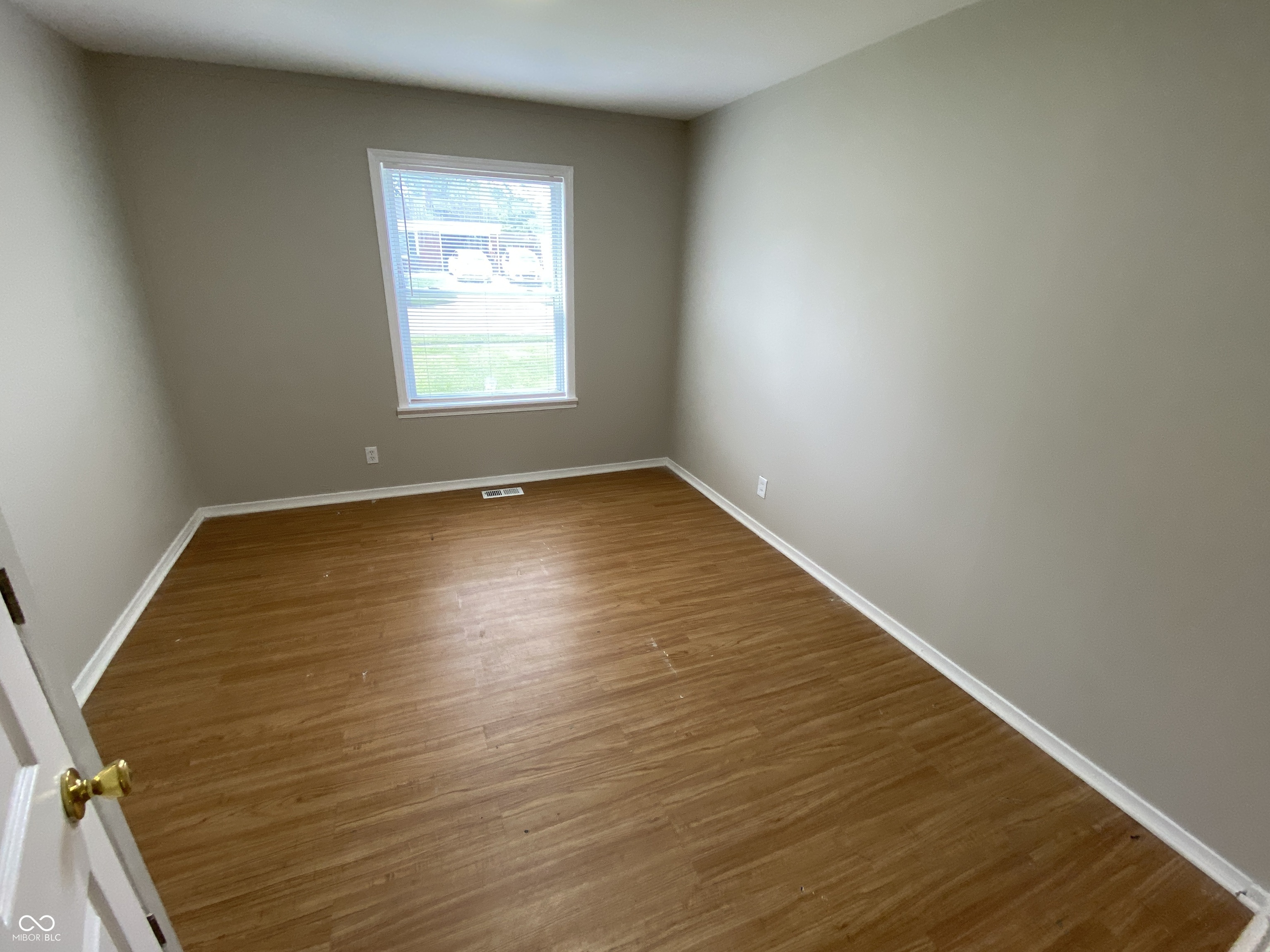 7910 Roy Road Indianapolis, IN 46219 - Photo 10 of 15