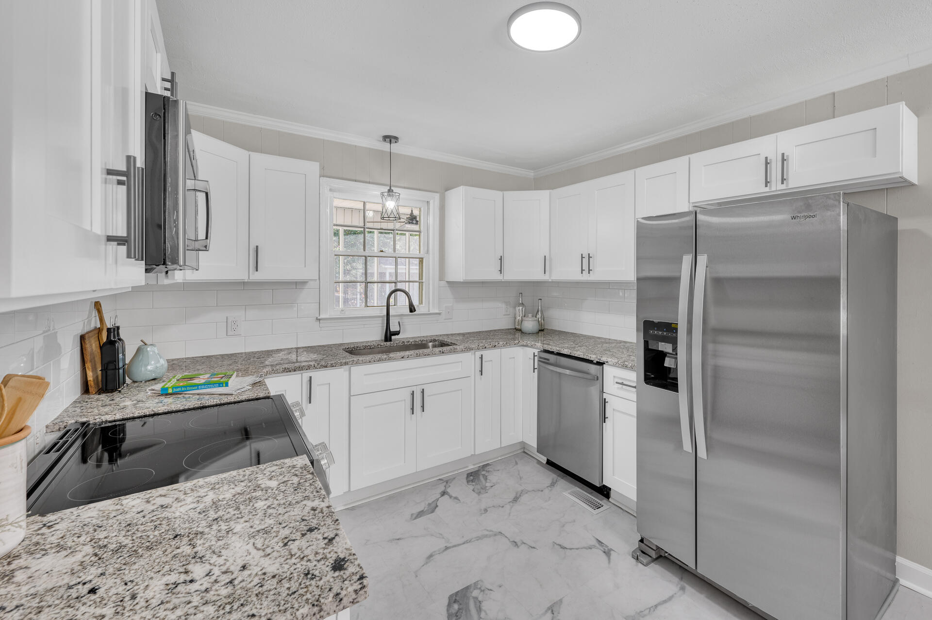 419 Azalea Drive Walterboro, SC 29488 - Photo 14 of 27 419Azalea-17