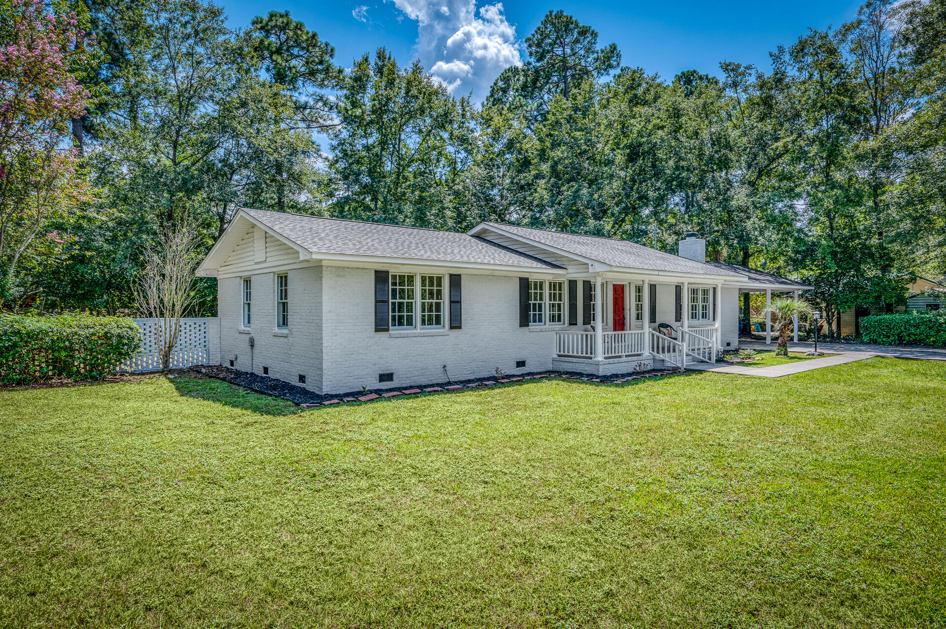419 Azalea Drive Walterboro, SC 29488 - Photo 3 of 27 419Azalea-03