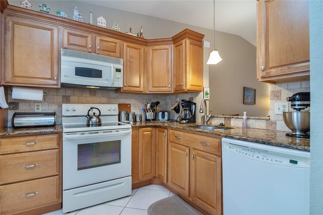 8647 Overset Lane, Unit 8647 Boca Raton, FL 33496 - Photo 5 of 24 Photo 5
