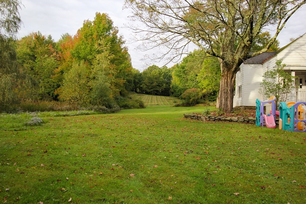 28 Flagg Road Hubbardston, MA 01452 - Photo 4 of 40 a view of outdoor space and yard