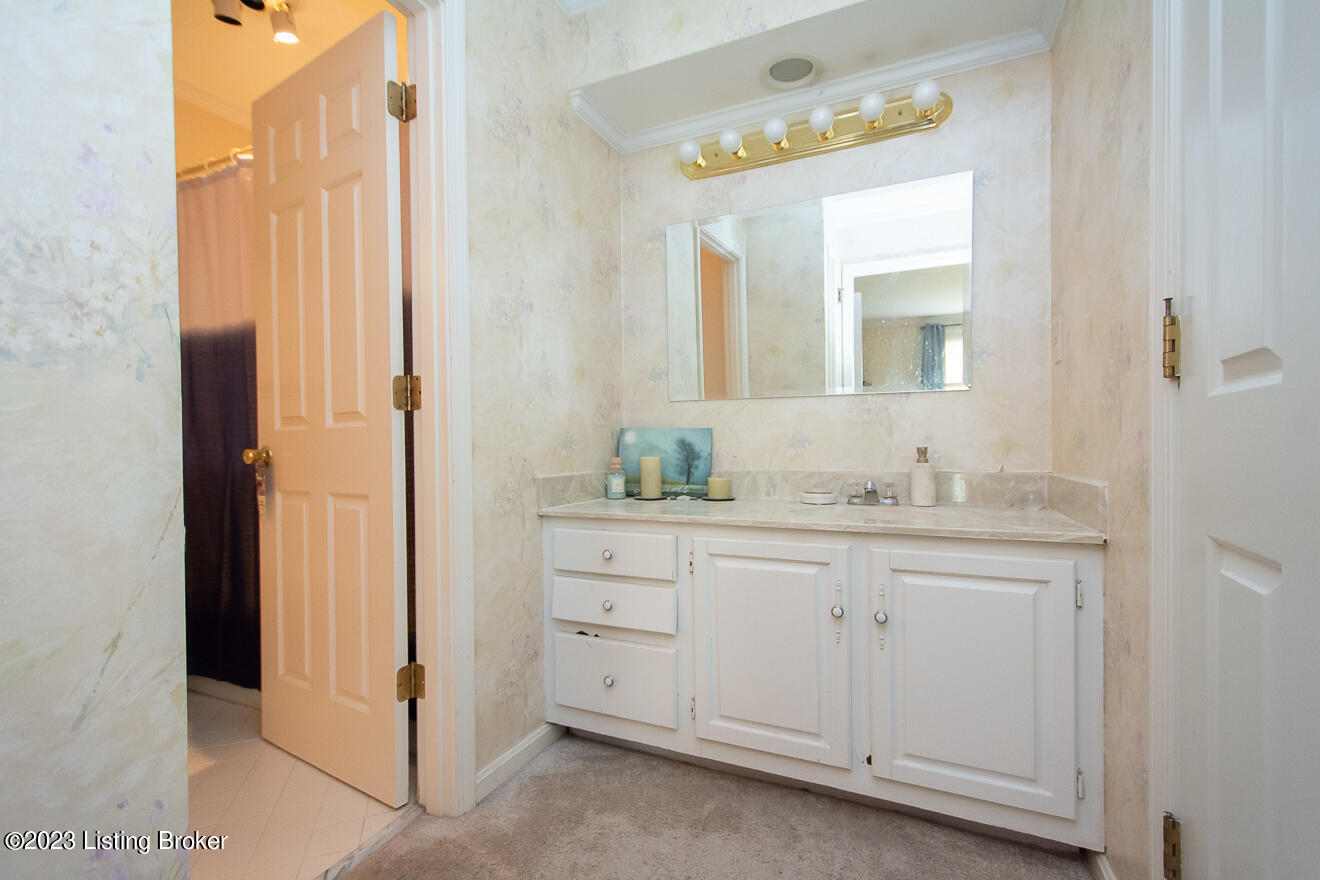 11707 Cedardale Road Anchorage, KY 40223 - Photo 26 of 51 Cedardale-50