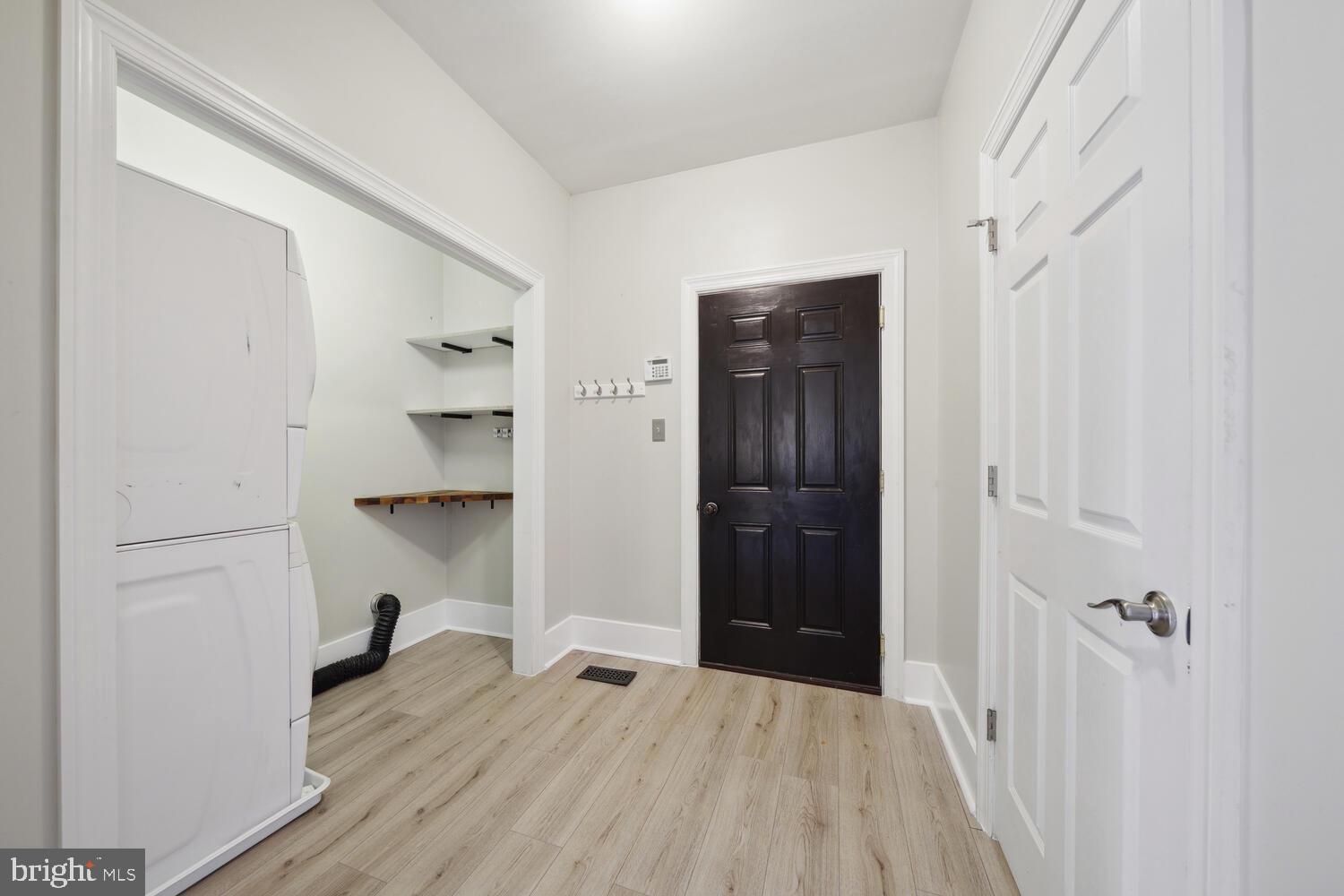 41743 Stumptown Road Leesburg, VA 20176 - Photo 23 of 44 Mud Room