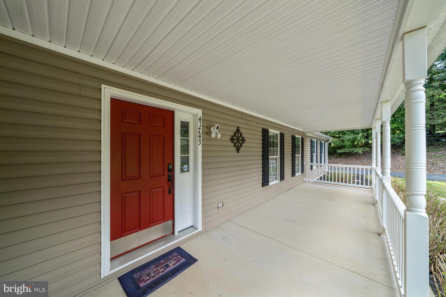 41743 Stumptown Road Leesburg, VA 20176 - Photo 6 of 44 Porch