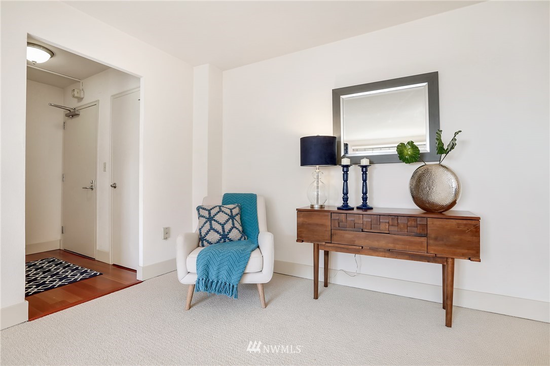 1105 Spring Street, Unit 1303 Seattle, WA 98104 - Photo 20 of 25