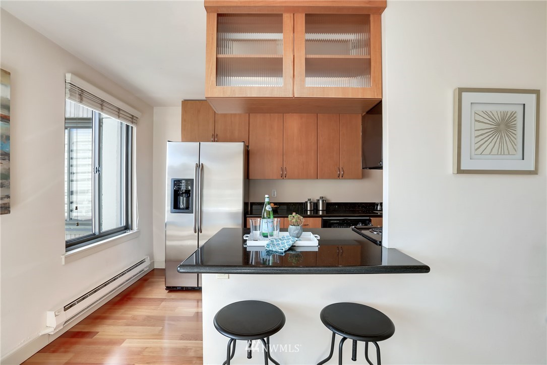 1105 Spring Street, Unit 1303 Seattle, WA 98104 - Photo 10 of 25