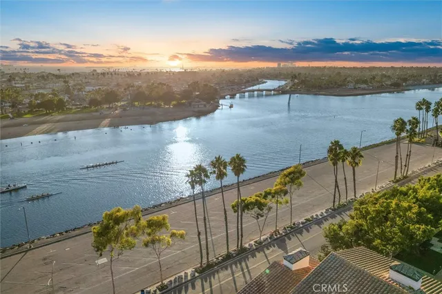 a view of a terrace with skyline