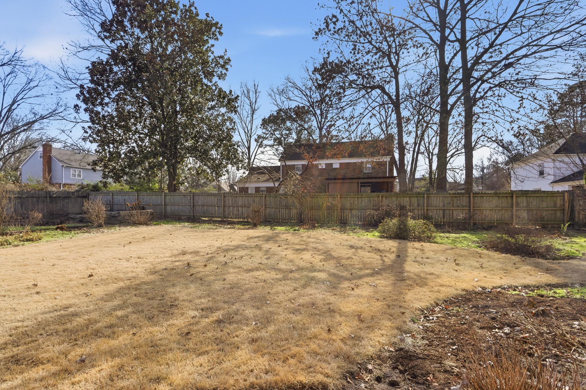 2670 Stout Rd Cove Memphis, TN 38119 - Photo 36 of 37 View of fenced backyard
