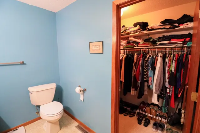 $210,000 | 3540 East Avenue South, Unit B, La Crosse, WI 54601