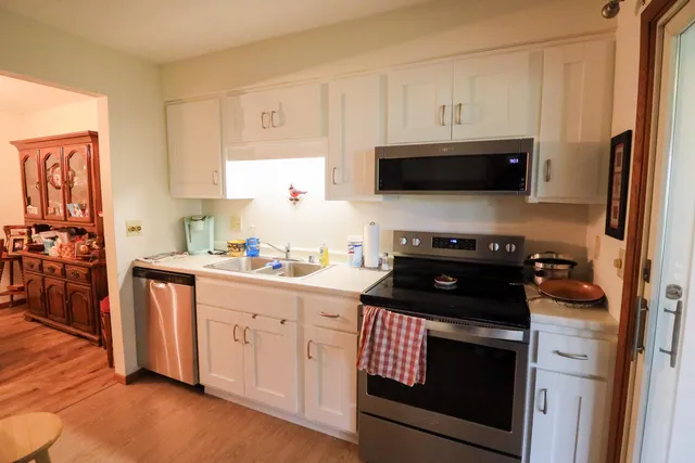 $210,000 | 3540 East Avenue South, Unit B, La Crosse, WI 54601