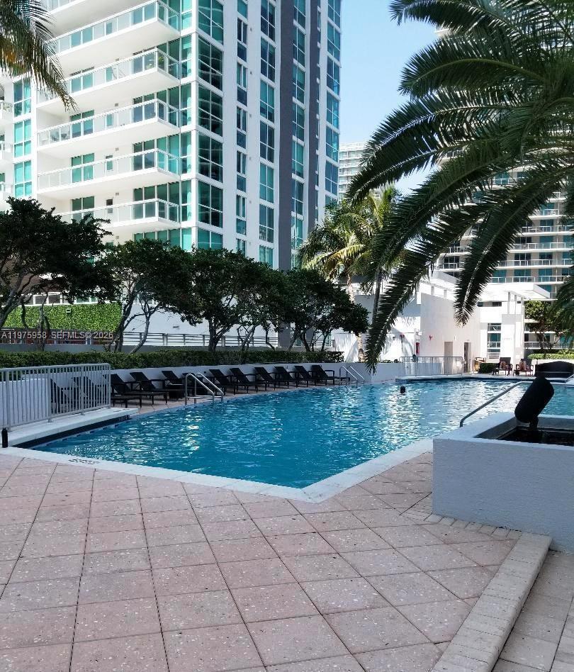 1050 Brickell Avenue, Unit 2622 Miami, FL 33131 - Photo 15 of 17