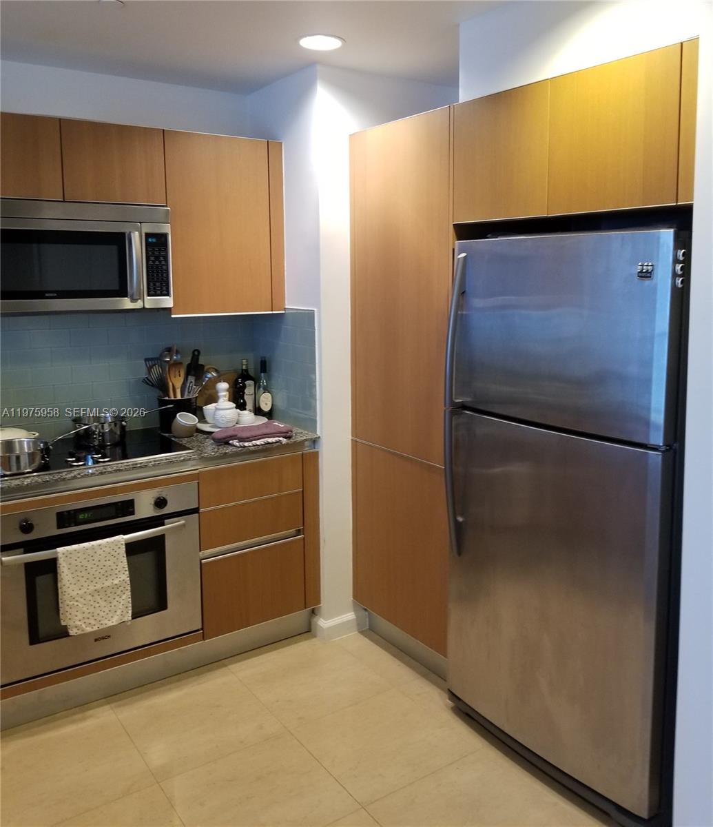 1050 Brickell Avenue, Unit 2622 Miami, FL 33131 - Photo 9 of 17