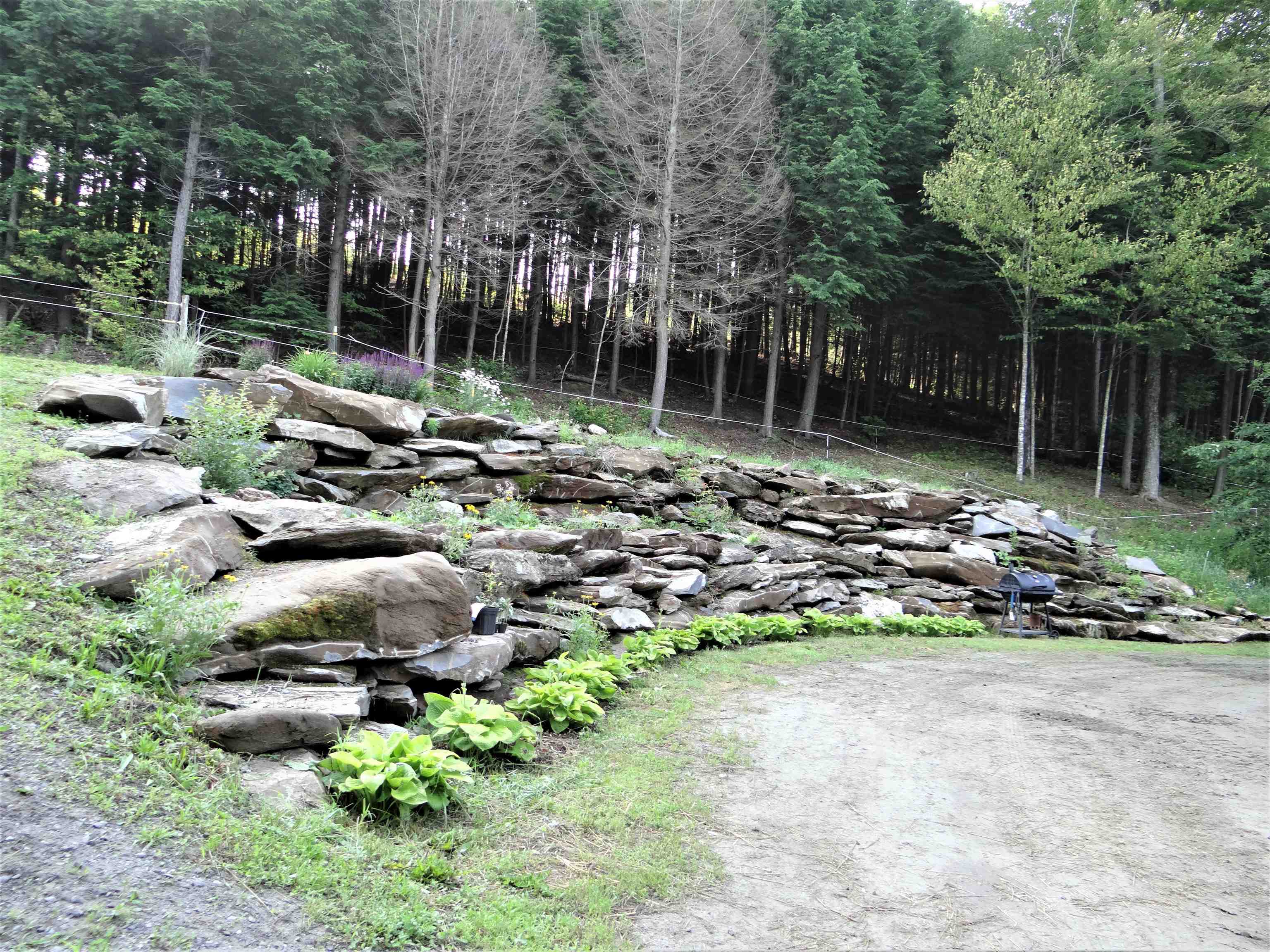 278 Spring Road Tunbridge, VT 05077 - Photo 3 of 34