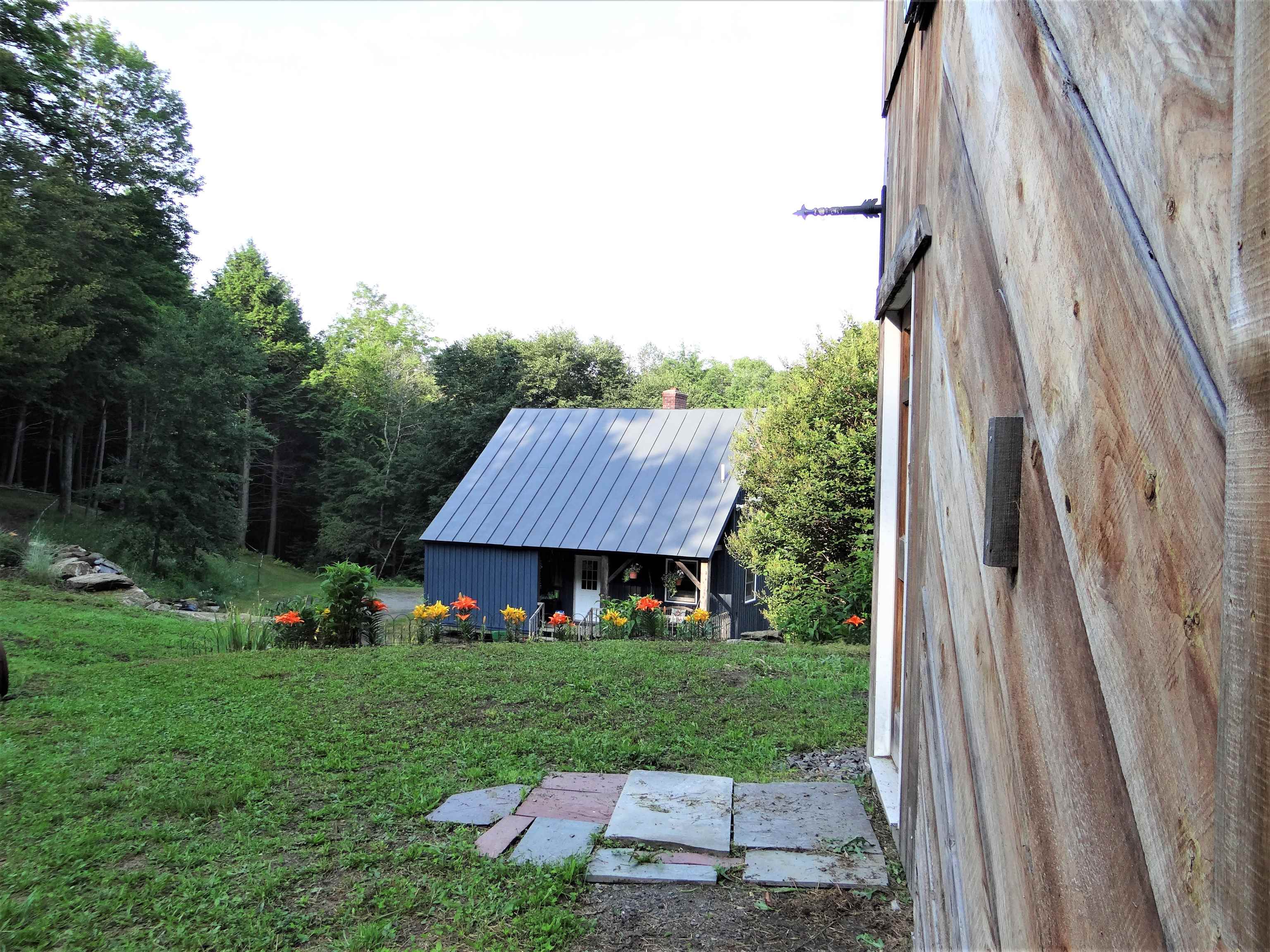 278 Spring Road Tunbridge, VT 05077 - Photo 9 of 34