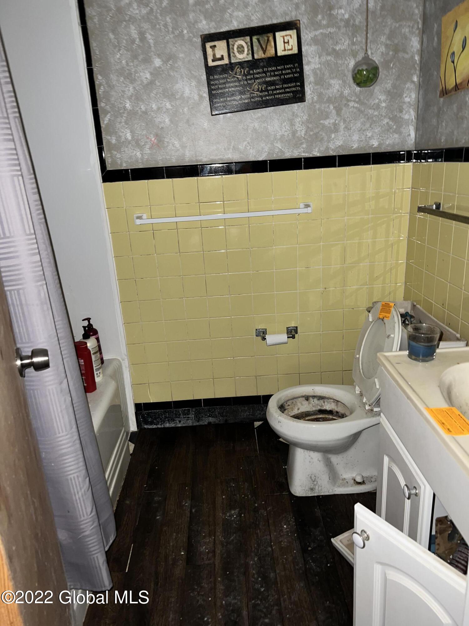 331 Terrace Road Rotterdam, NY 12306 - Photo 19 of 25 IMG_8099