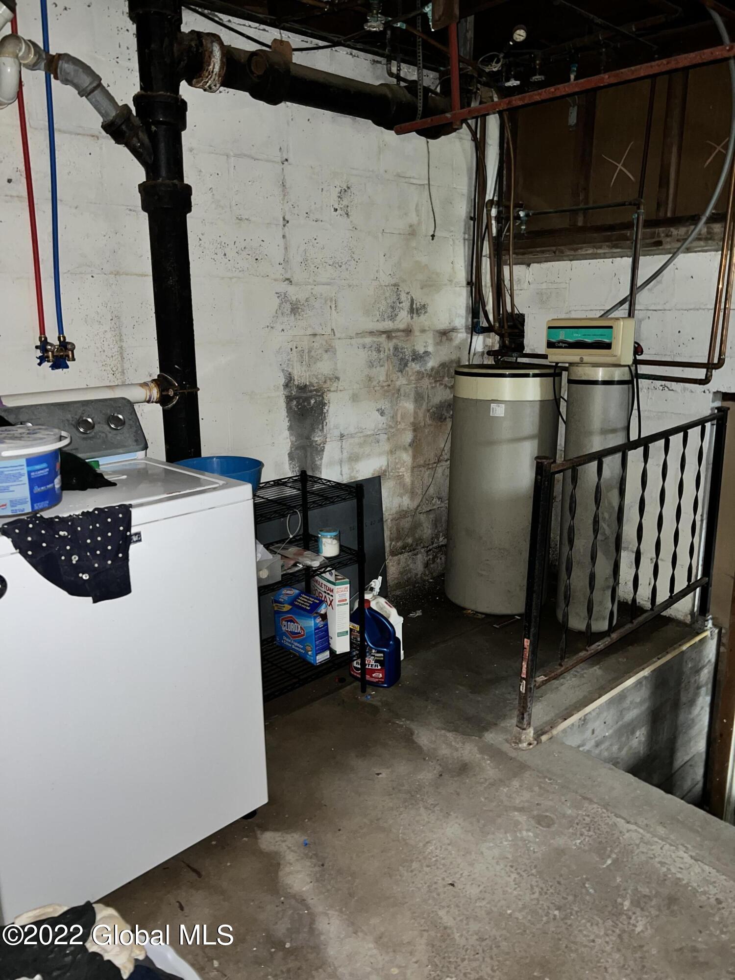 331 Terrace Road Rotterdam, NY 12306 - Photo 22 of 25 IMG_8102