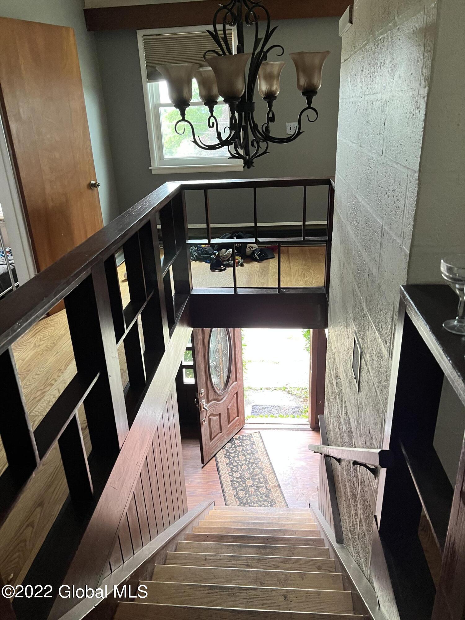 331 Terrace Road Rotterdam, NY 12306 - Photo 6 of 25 IMG_8086