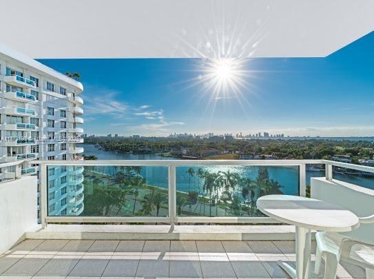 5161 Collins Avenue, Unit 1208 Miami Beach, FL 33140 - Photo 8 of 15