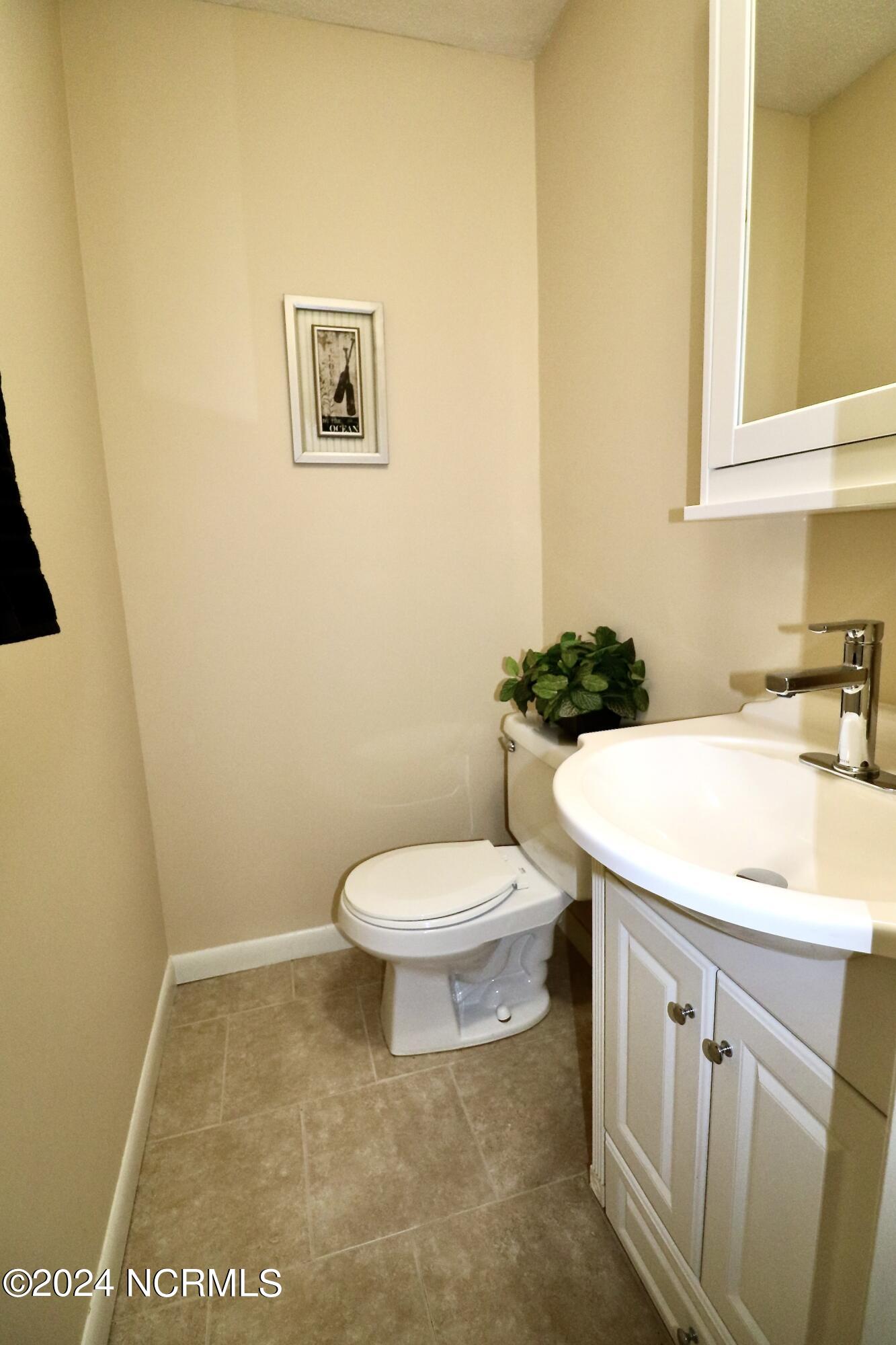422 Cathay Road Wilmington, NC 28412 - Photo 13 of 18 85BA0286-9615-43DA-A6E8-8B3A17D23848_1_2