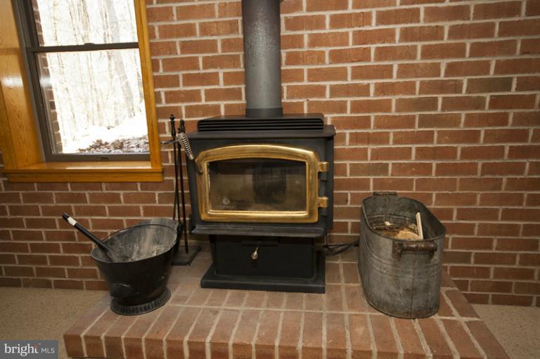 3433 Clayton Road Joppa, MD 21085 - Photo 14 of 28 Family Room