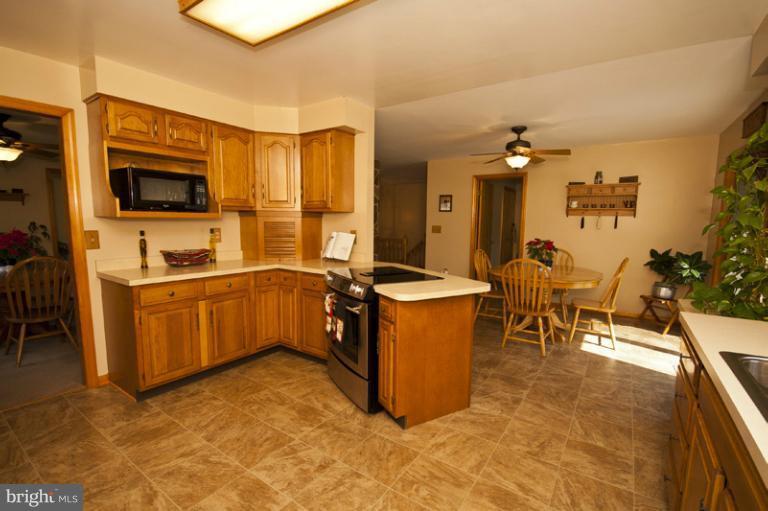 3433 Clayton Road Joppa, MD 21085 - Photo 6 of 28 Kitchen
