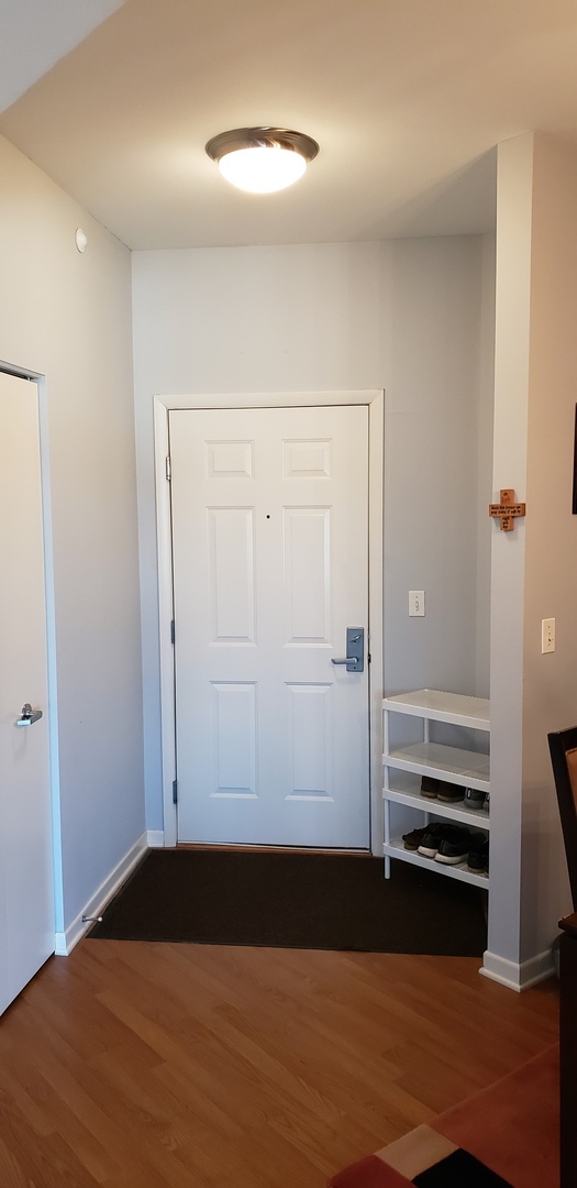 511 Prestwick Lane, Unit 501 Wheeling, IL 60090 - Photo 2 of 21 a view of bedroom
