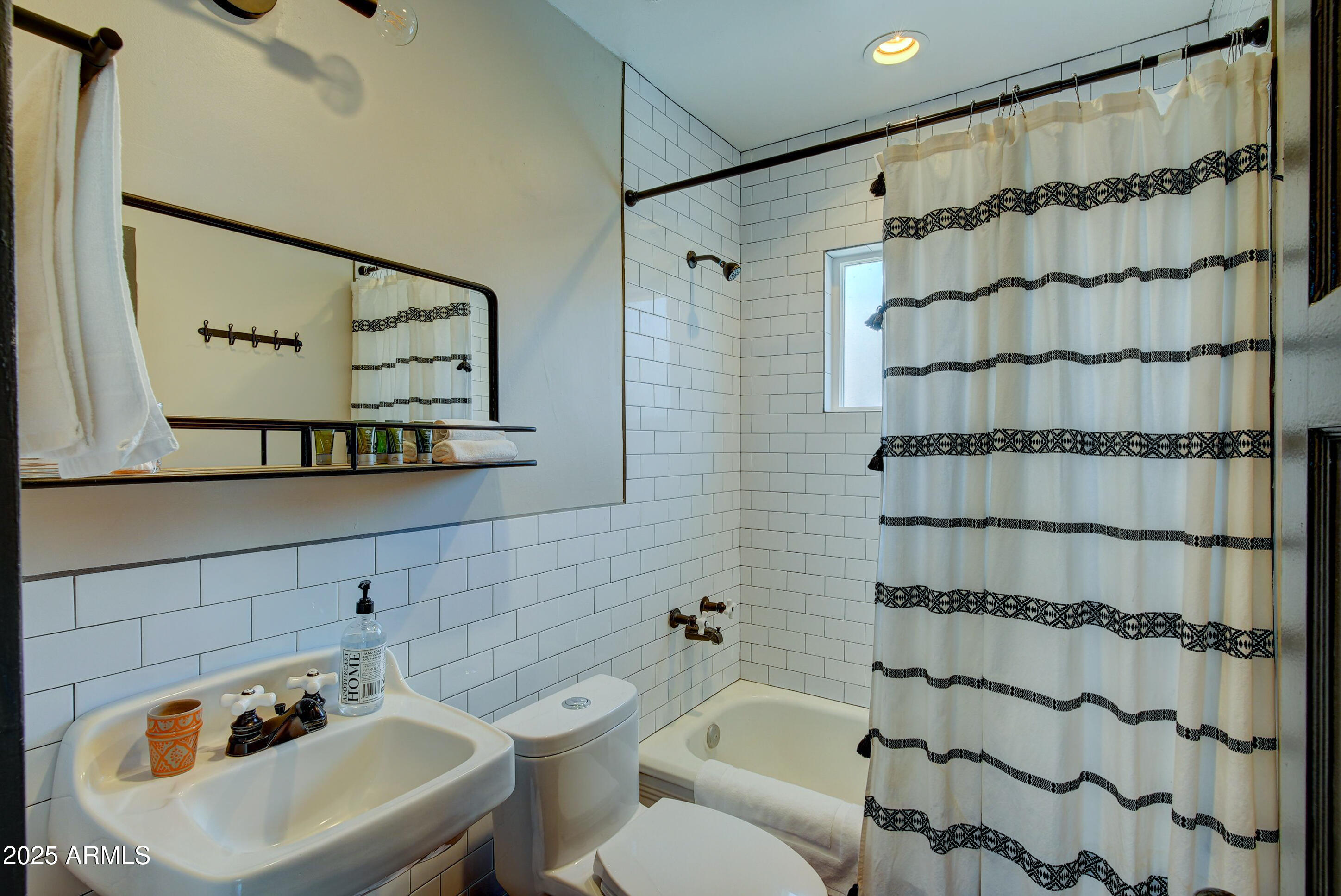 939 East Turney Avenue Phoenix, AZ 85014 - Photo 12 of 58 Turney Ave Unit 1_1