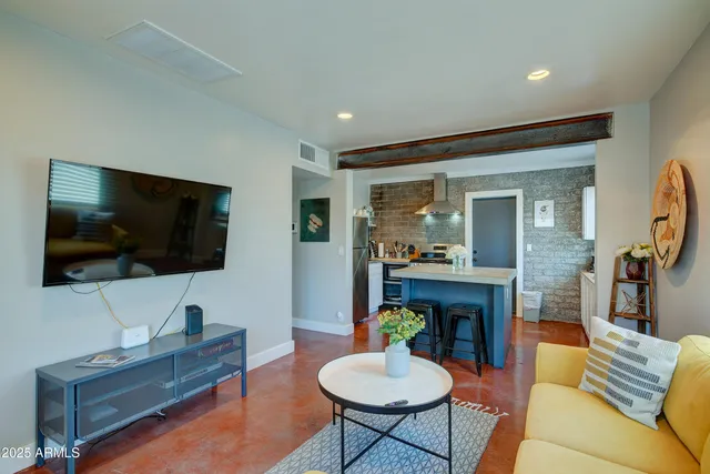 $1,350,000 | 939 East Turney Avenue, Phoenix, AZ 85014