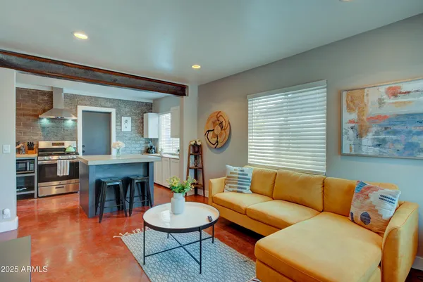 $1,334,000 | 939 East Turney Avenue, Phoenix, AZ 85014