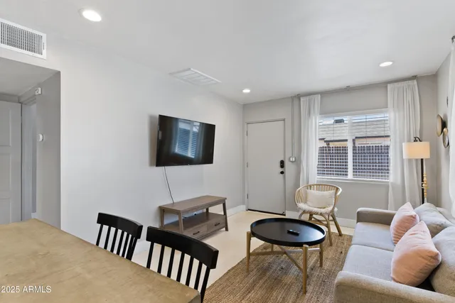 $1,350,000 | 939 East Turney Avenue, Phoenix, AZ 85014