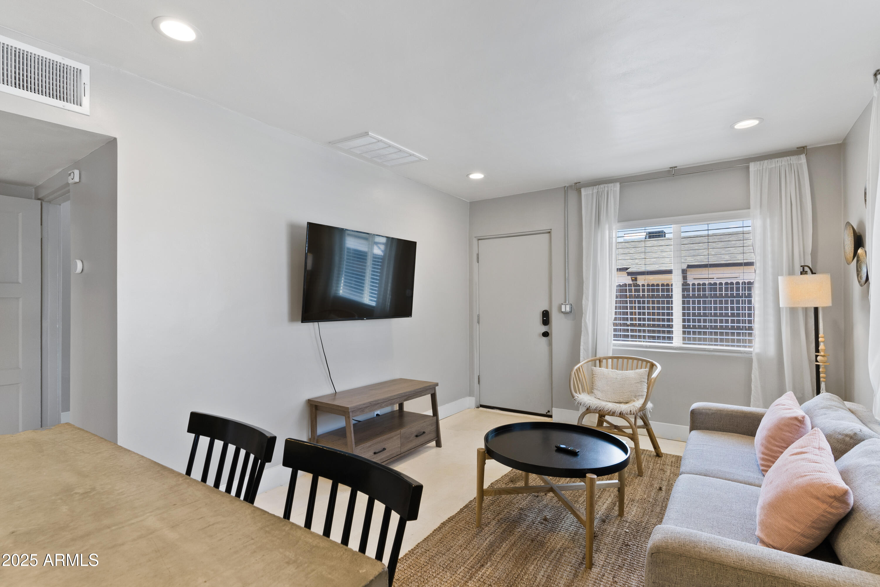 939 East Turney Avenue Phoenix, AZ 85014 - Photo 28 of 58 DSC02463