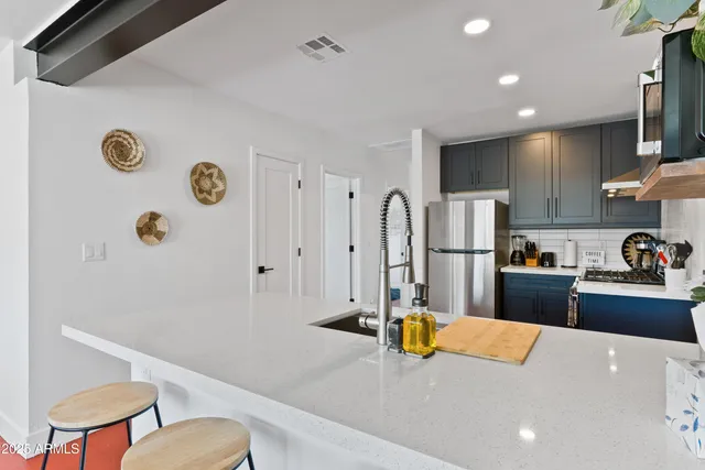 $1,350,000 | 939 East Turney Avenue, Phoenix, AZ 85014