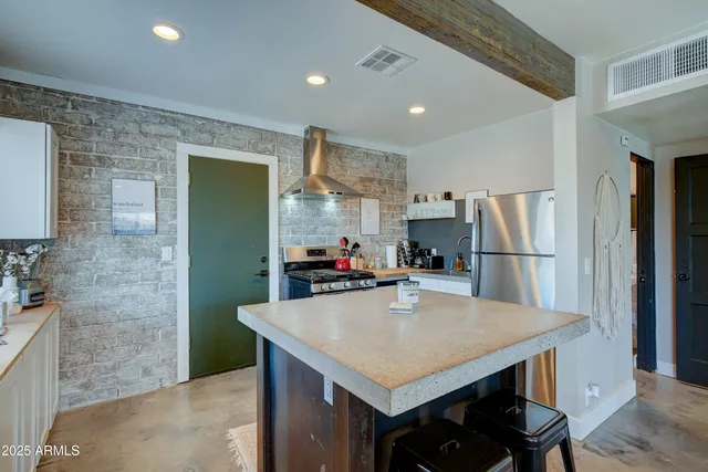 $1,350,000 | 939 East Turney Avenue, Phoenix, AZ 85014