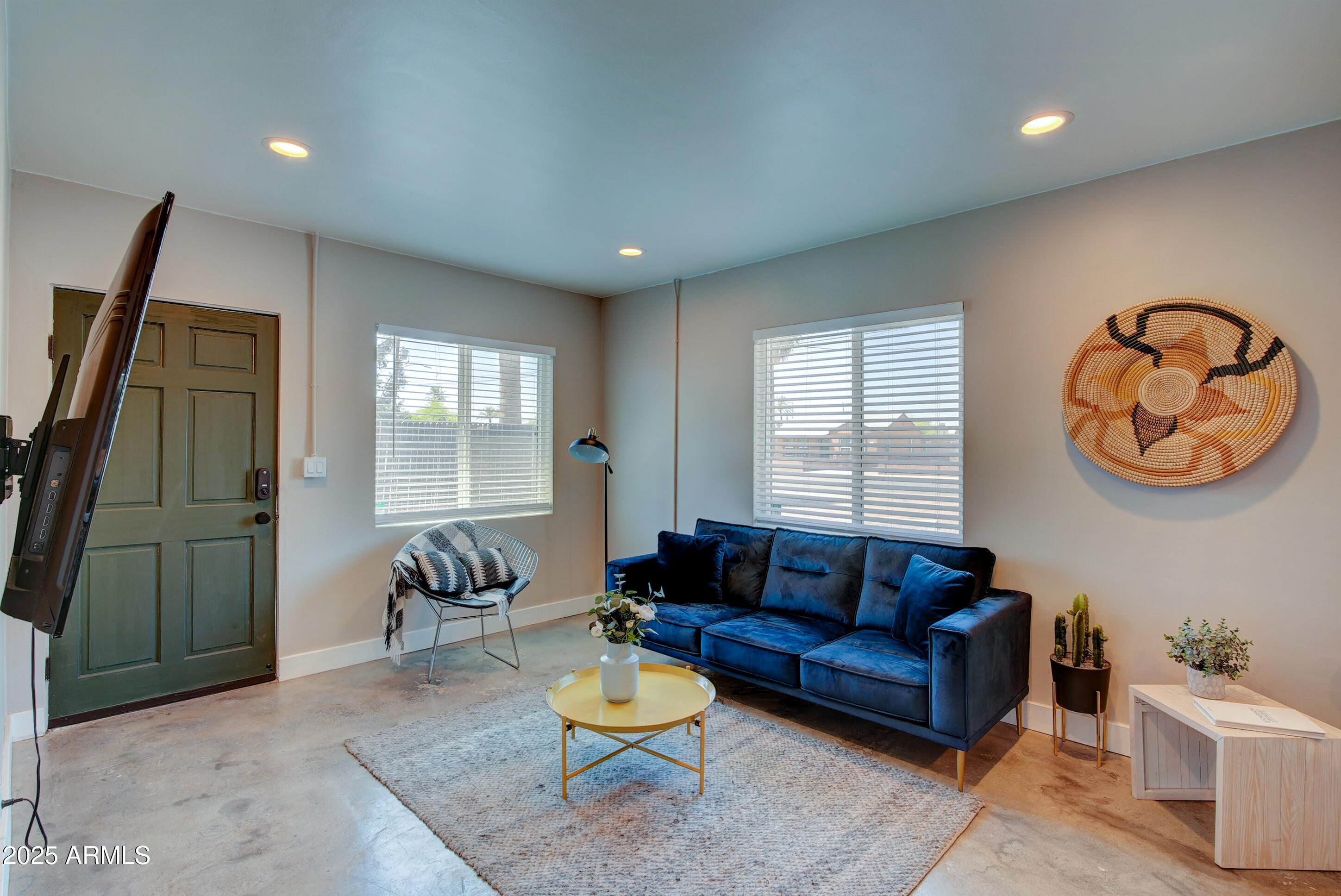 939 East Turney Avenue Phoenix, AZ 85014 - Photo 10 of 58 Turney Ave-11