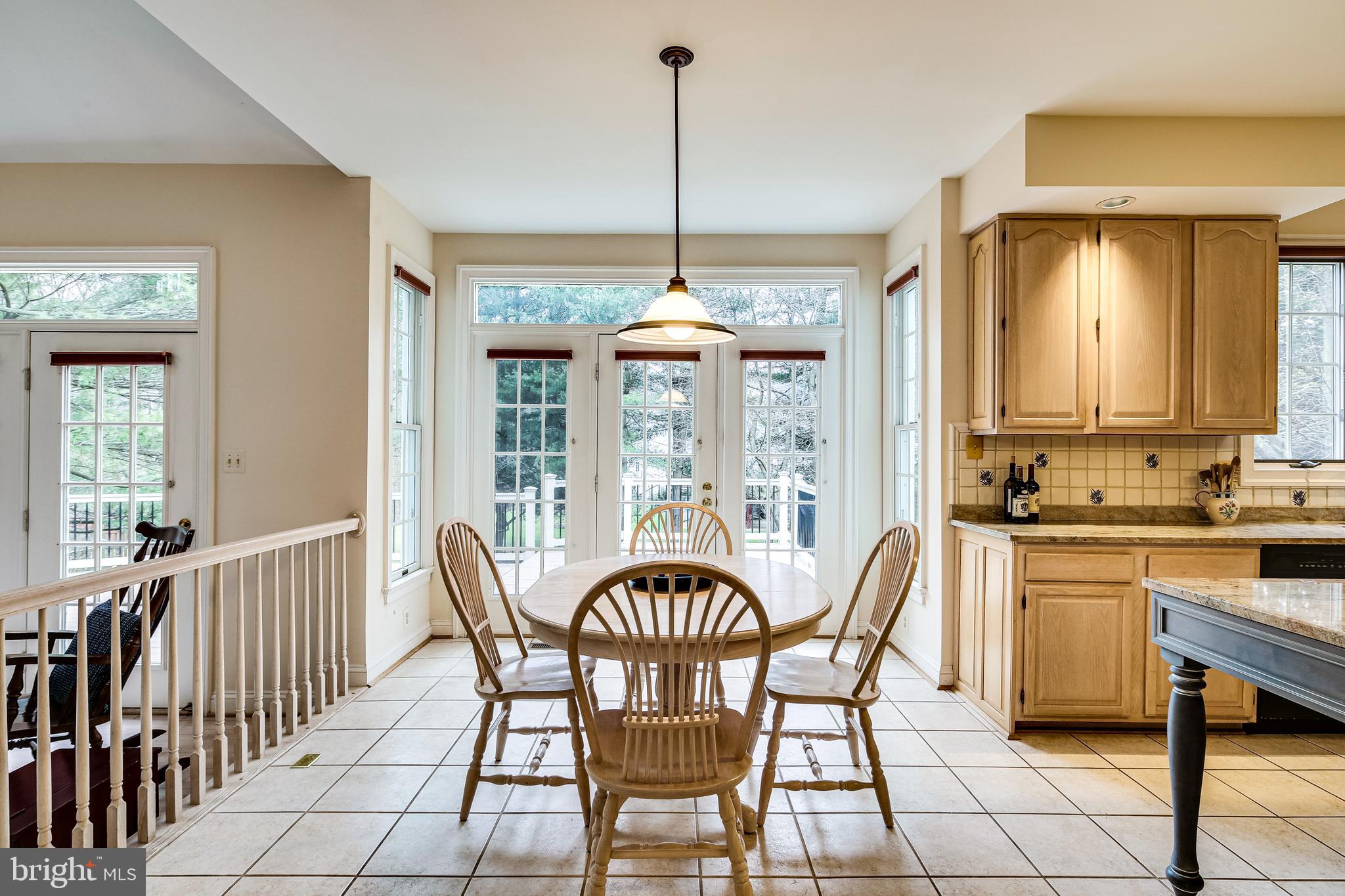 10396 Derby Drive Laurel, MD 20723 - Photo 13 of 41 Breakfast area.