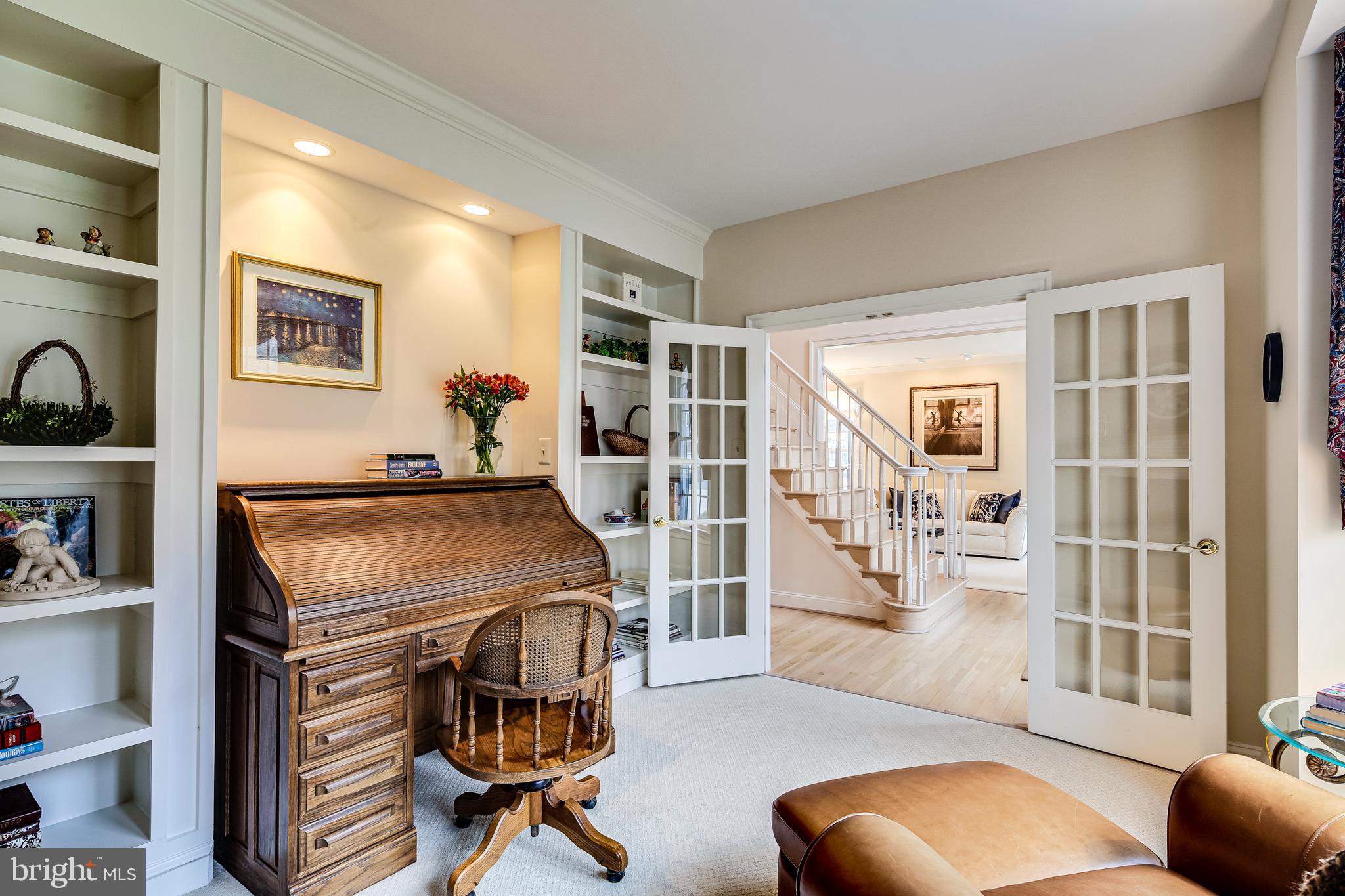 10396 Derby Drive Laurel, MD 20723 - Photo 5 of 41 Home office/space to teach/learn.